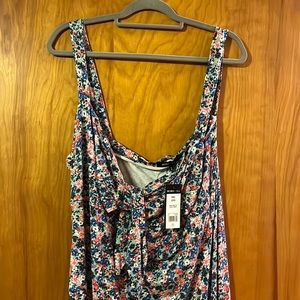 BCBG Paris tie front floral dress. New with tag. Size xxl